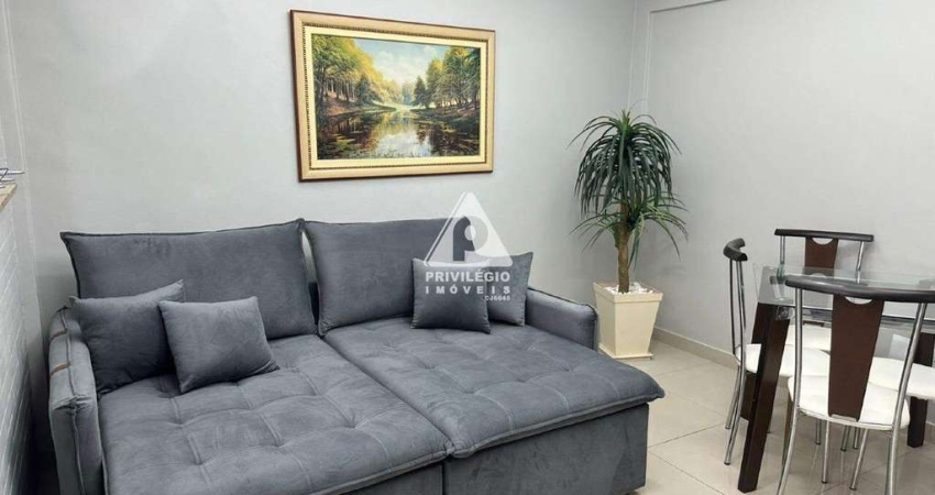 Silencioso quarto/sala com área de serviço, de fundo, à venda na Lapa com 41m² no IPTU.