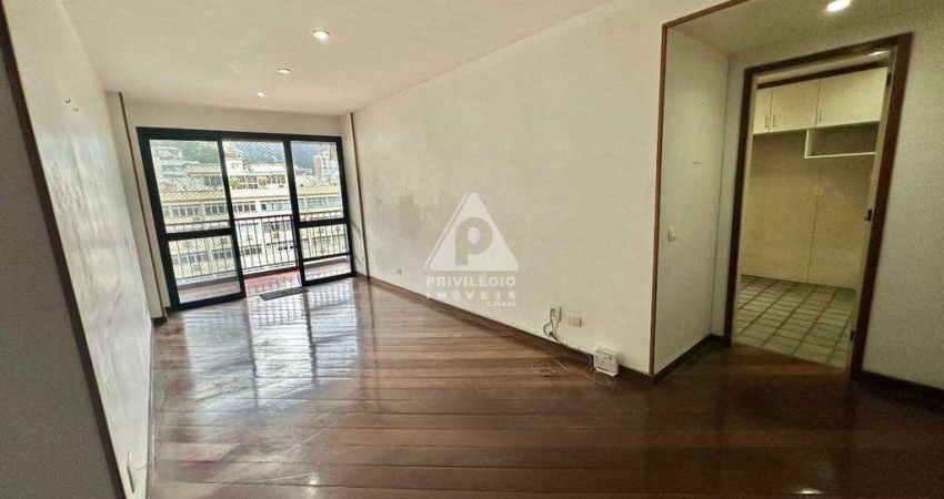 Cobertura duplex com 4 quartos sendo 3 suítes vista Lagoa churrasqueira piscina e portaria 24 horas 2 vagas no Humaitá