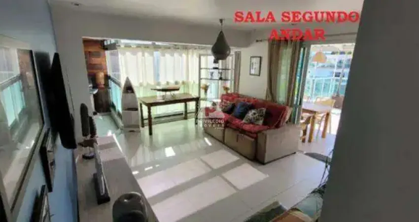 Cobertura duplex de 3 quartos com vista para a pedra da gávea no le parc