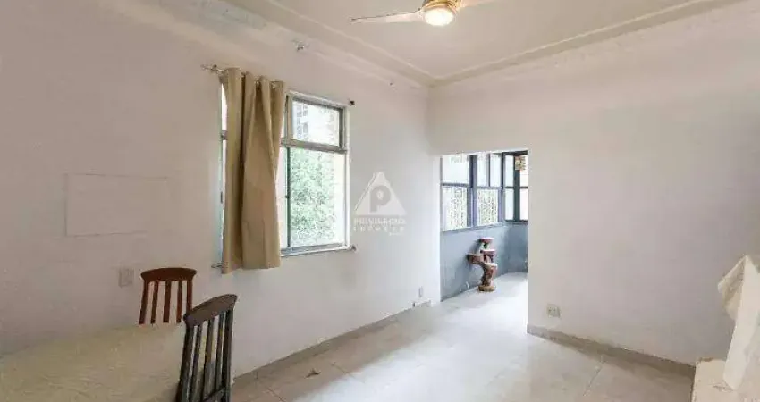 Apartamento de 74 m², com 2 quartos, sendo 1 suíte, em ótima localização próximo ao metrô uruguai