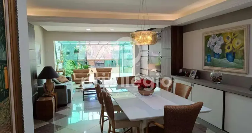 Cobertura duplex com piscina pronta para morar, 2 quadras da praia.