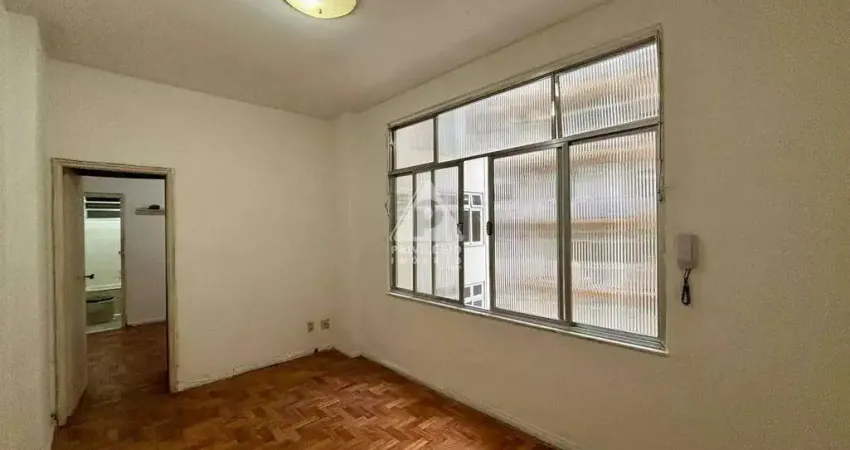 Vende -se apartamento em botafogo – 1 quarto e sala, excelente localização!