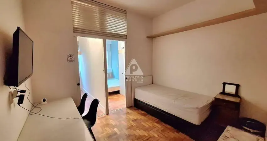 Apartamento studio mobiliado com 2 dormitórios à venda no flamengo