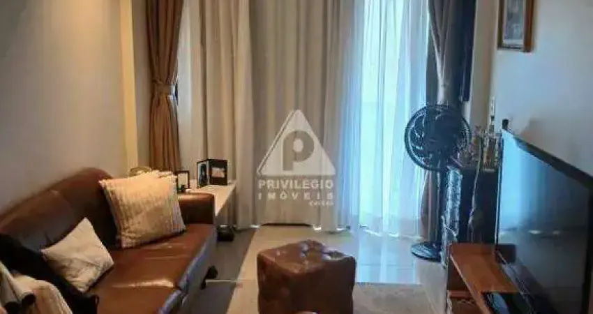 Apartamento de 3 quartos com suíte e com 2 vagas na escritura em botafogo