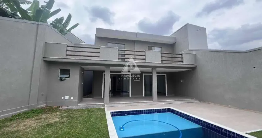 Casa duplex - 04 quartos - 04 suítes - 192m² - 03 vagas - piscina - condomínio fechado - pechincha (jacarepaguá)