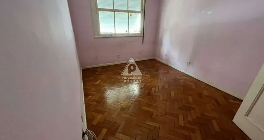 Excelente apartamento de 2 quartos, bem localizado no rio comprido , próximo ao transporte público, escolas e comercio