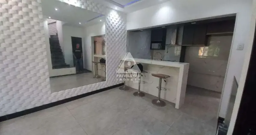 Vendo – casa duplex na rua do matoso | 100m² | 3 quartos (1 suíte)