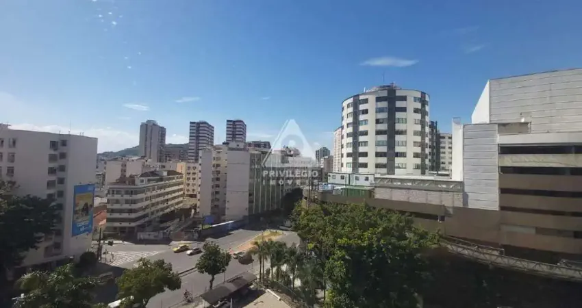 Apartamento à venda, 2 quartos, 1 vaga, Tijuca - RIO DE JANEIRO/RJ