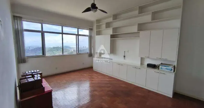 Apartamento de 3 Quartos com vista livre à venda em Santa Teresa!