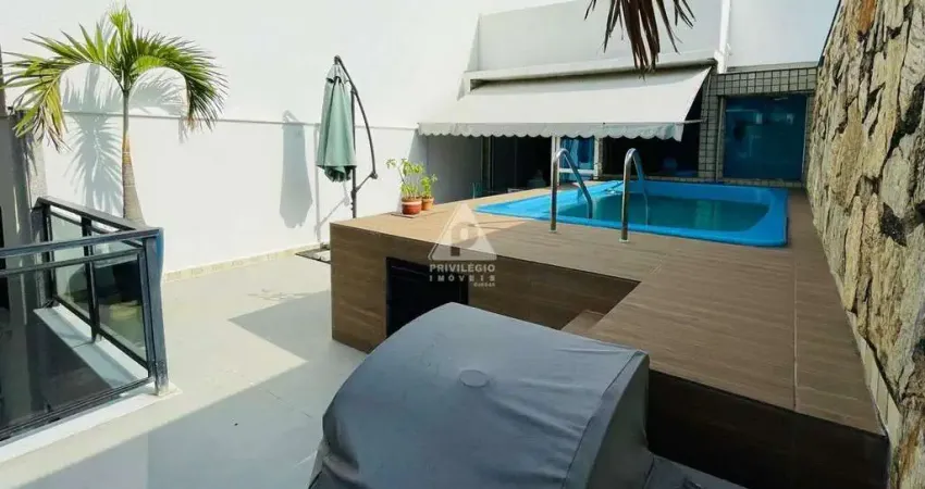 Cobertura de 3 Dormitórios com Varanda Gourmet na Barra da Tijuca – Frente, Piscina e Vista Montanha