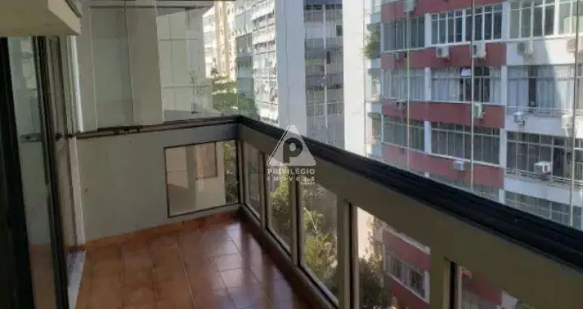 Apartamento à venda, 3 quartos, 1 suíte, com varanda, 3 vagas, copacabana