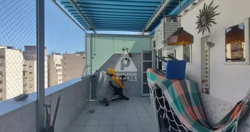 Cobertura em copacabana com vaga de garagem próximo a praia e metro!