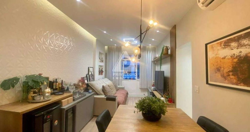 Apartamento à venda, 3 quartos, 1 suíte, Copacabana - RIO DE JANEIRO/RJ