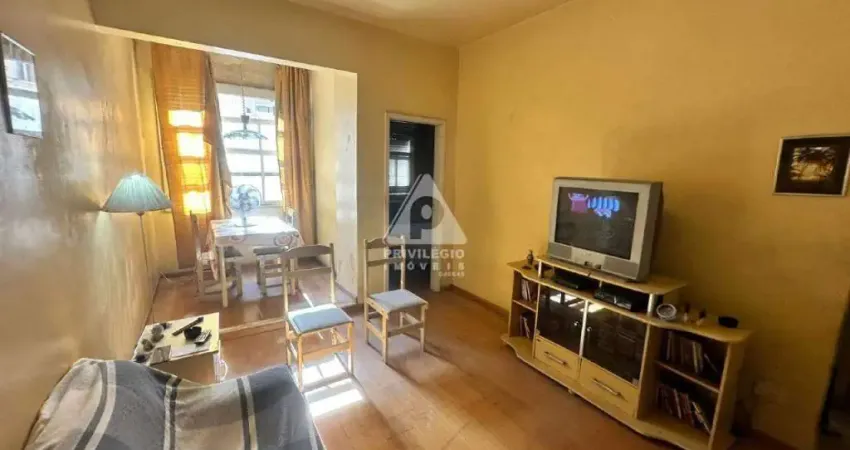Apartamento com 3 quartos à venda na Avenida Nossa Senhora de Copacabana, --, Copacabana, Rio de Janeiro