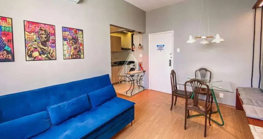 Quarto e sala no posto 6 de Copacabana