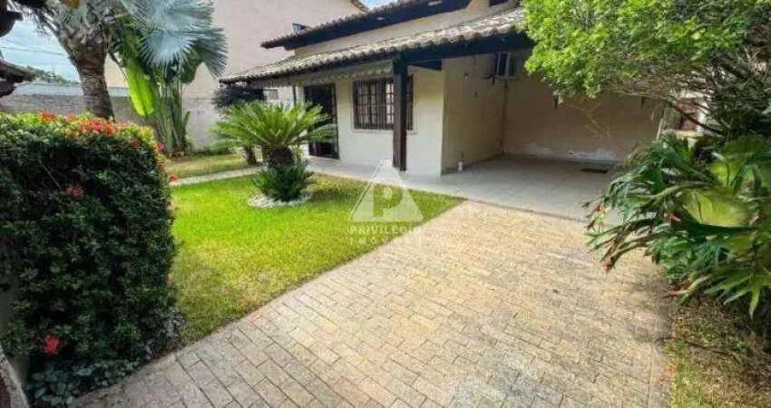 Itaipu! puro lazer e paz , casa 150m 3qtos com suite completa com 255 area externa