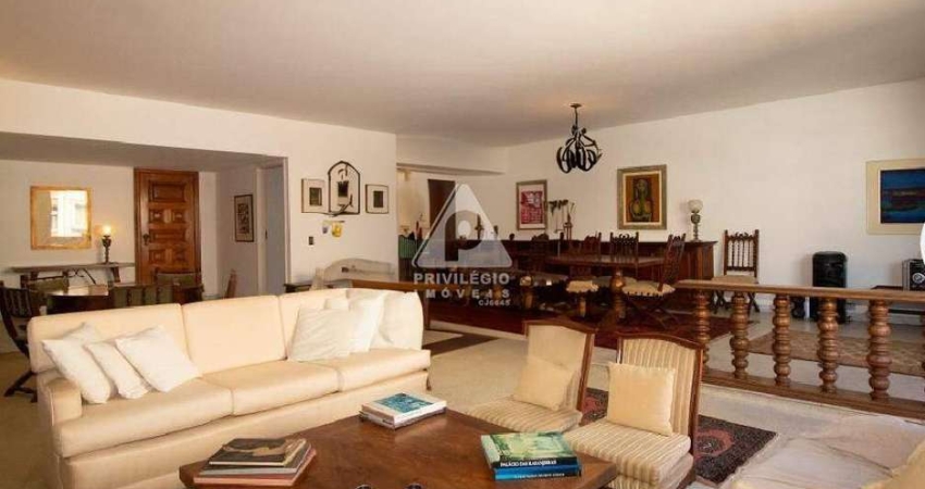 Apartamento 4 quartos localizado em area privilegiada em Copacabana