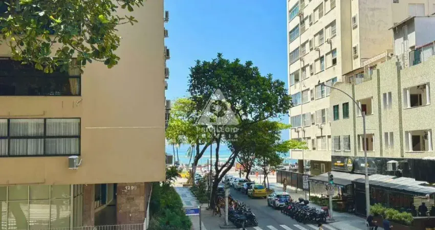 Charmoso apartamento com 4 quartos (1 suíte) com vaga - 217m2 no posto 6, copacabana.