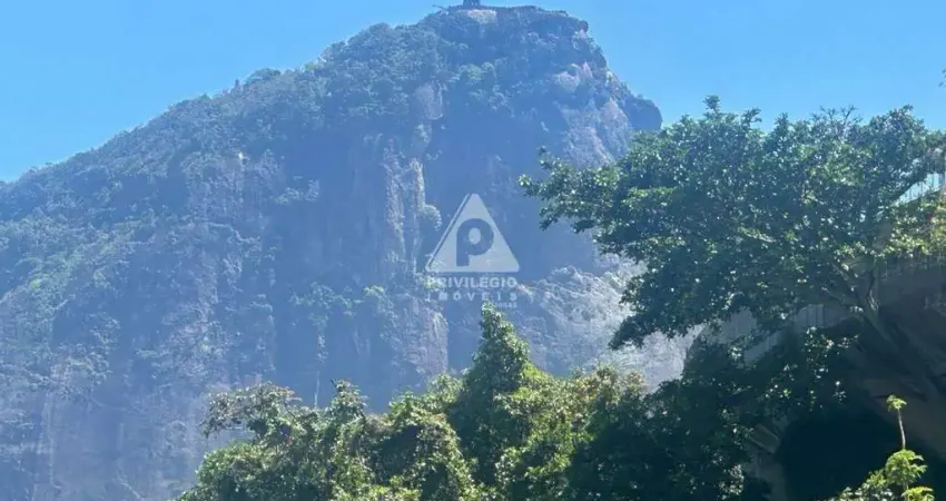 Charme e tranquilidade no coração de ipanema 2 quartos com vista para o cristo
