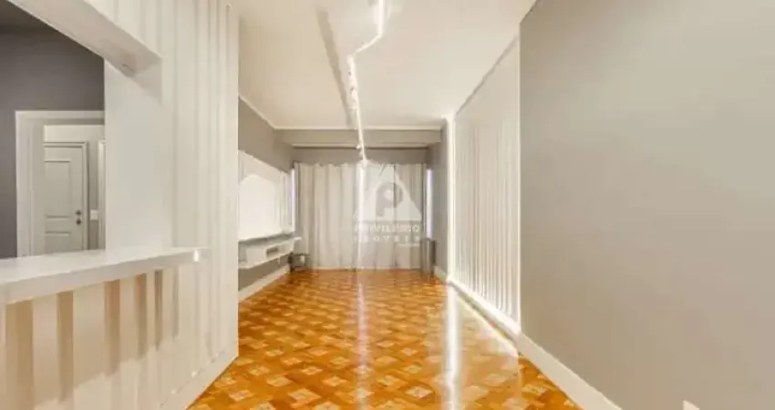 Excelente apartamento de 89m², com 2 quartos (sendo 1 suíte), quadra de praia à venda em copacabana - rio de janeiro