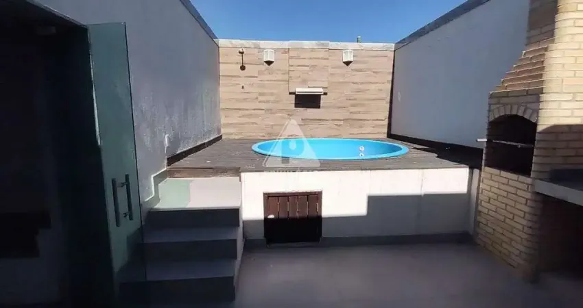 Cobertura reformada de 382* metros em copacabana, 3 vagas, piscina, sauna e churrasqueira.