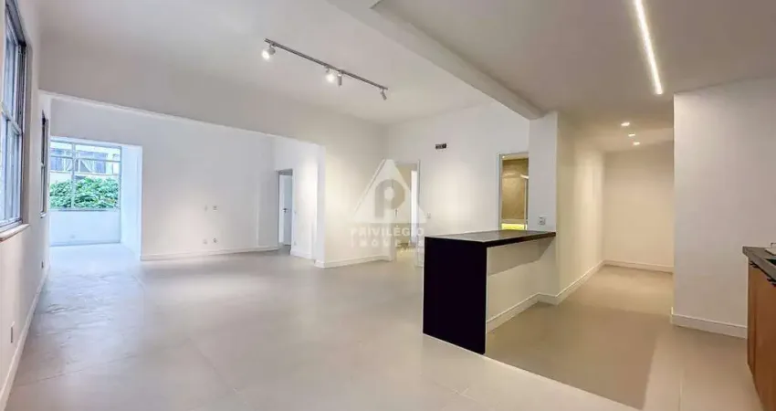 Leme! 3 quartos, 3 banheiros e 1 vaga de garagem na escritura!!! 129m²