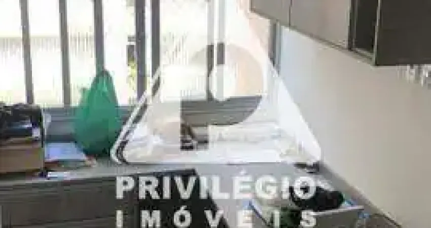 Apartamento à venda, 3 quartos, 1 suíte, Copacabana - RIO DE JANEIRO/RJ