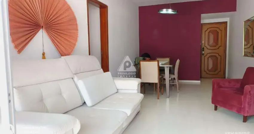 Apartamento com 2 quartos 70m2 com vaga em Laranjeiras.