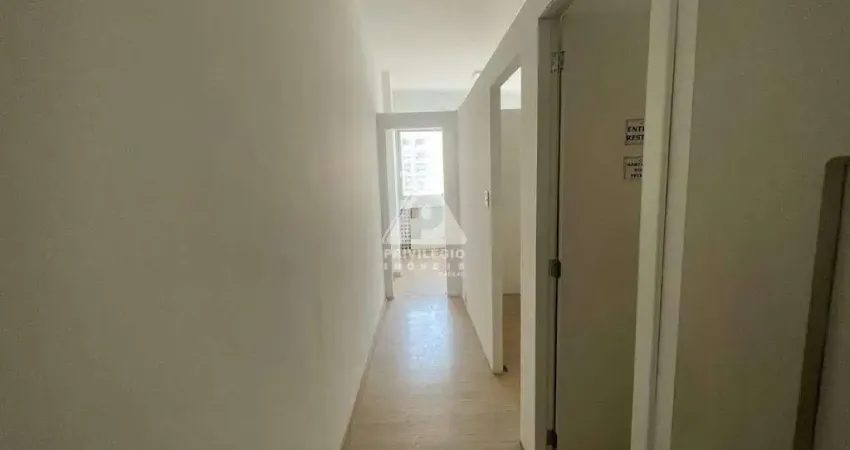 Sala Comercial com 44m2 no Edifício Central copacabana