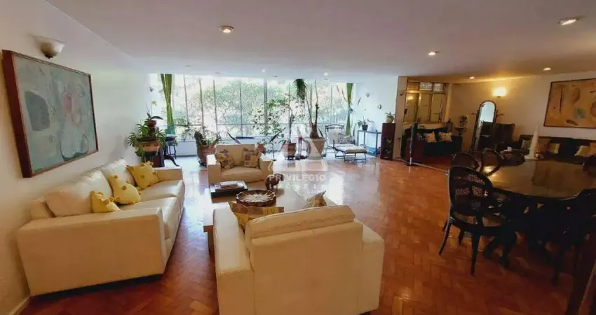 Apartamento residencial em copacabana | 4 quartos (2 suítes) | 300 m²