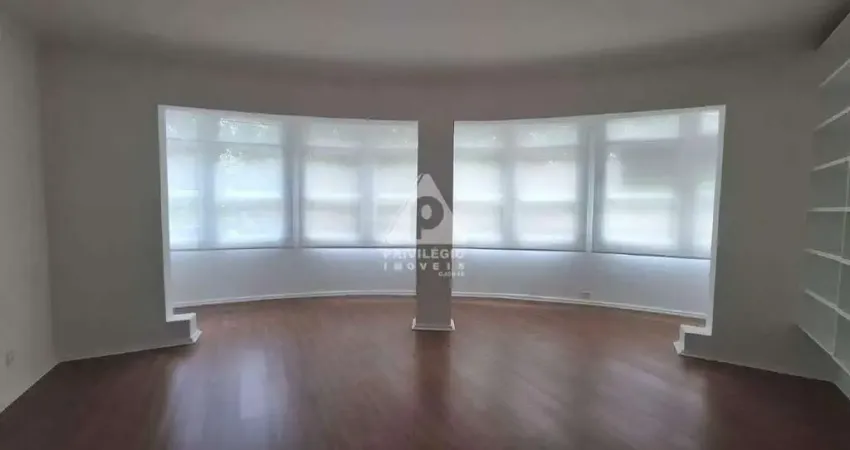 2 quartos com vaga na av. ataulfo de paiva, reformado no leblon!