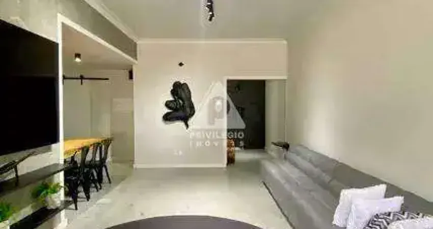 Apartamento 2 quartos, suíte e reformado com vista para o mar - copacabana!