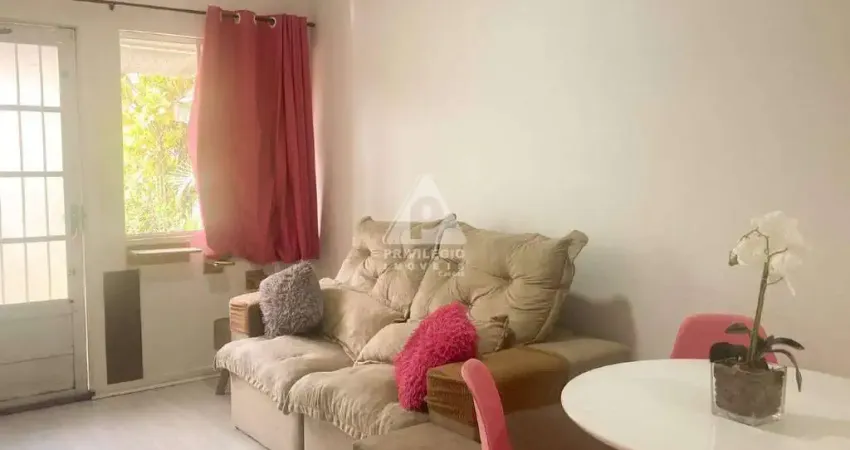 Casa em condomínio com infra e portaria 24h