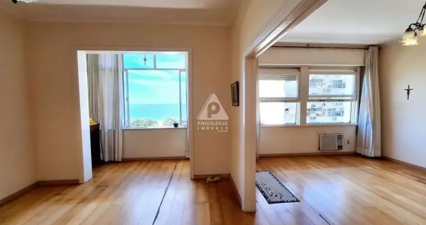 Apartamento com vista mar: 3 quartos (1 suíte) 1 vaga em Copacabana, RJ