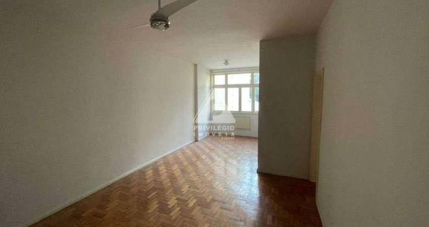 Apartamento de 3 Quartos em Botafogo com dependencia e Vaga, Próximo a todo comércio da região