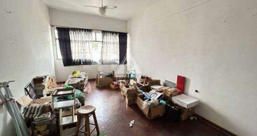3 quartos sendo 1 suite, sol da manha, vaga, infraestrutura