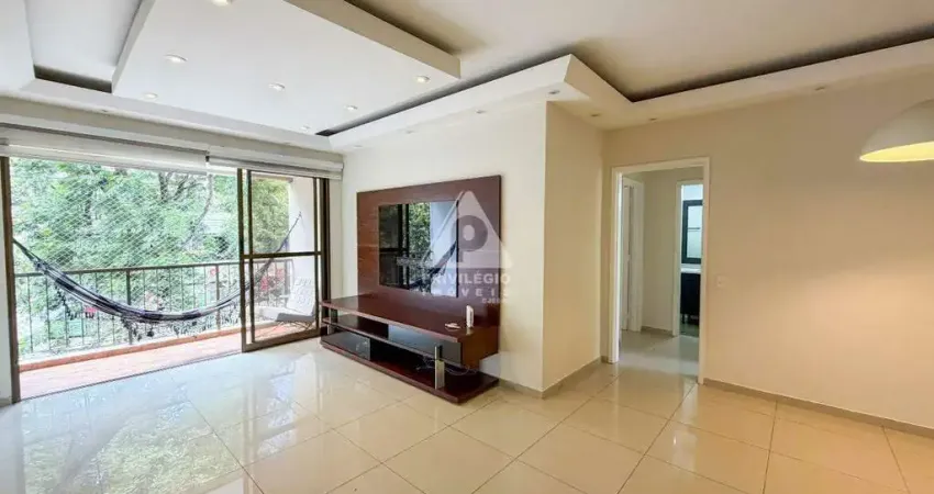 Apartamento na lagoa: 2 quartos, suíte, varanda e 1 vaga de garagem