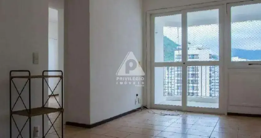 Apartamento em botafogo: 2 quartos, 1 vaga e vista para o cristo