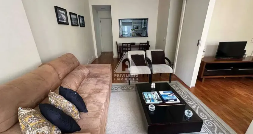 Apartamento à venda com 91m² e 3 quartos.