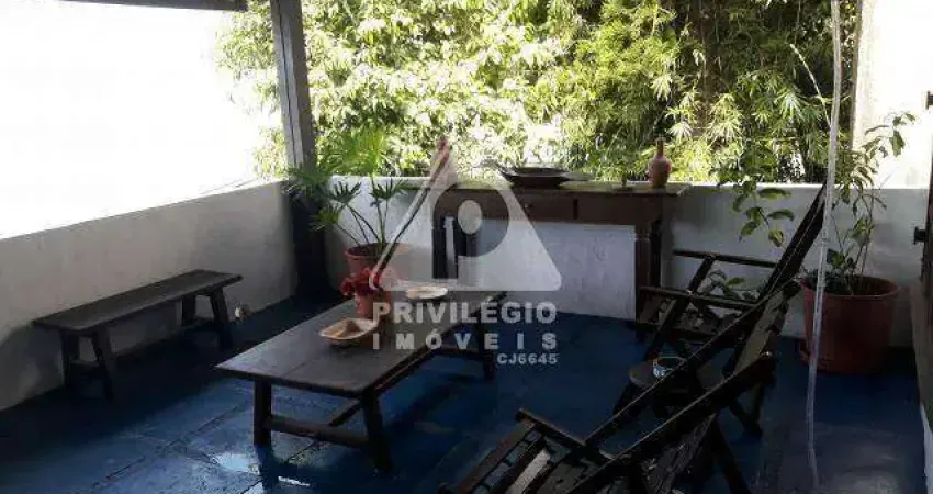 Casa mediterrânea à venda em são conrado – 6 quartos, vista panorâmica