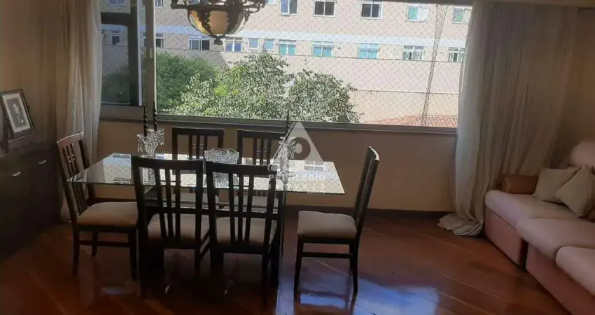 Apartamento 166 m² 3 quartos, 1 suíte e salão com 3 ambientes no quadrilátero mais valorizado no bairro de agriões em teresópolis- rio de janeiro