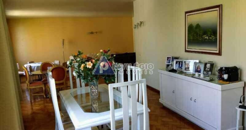 Apartamento à venda, 4 quartos, 2 vagas, Laranjeiras - RIO DE JANEIRO/RJ