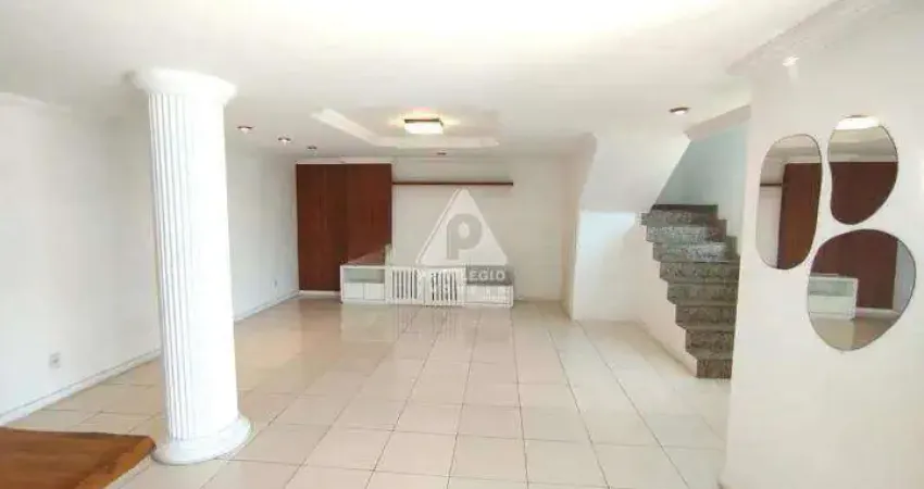 Magnífica Cobertura Duplex Totalmente Reformada no Recreio dos Bandeirantes