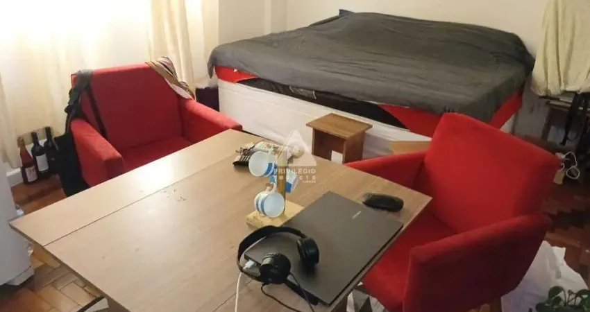 Conjugado/studio de 22m² localização privilegiada entre a praia do flamengo e estação do metrô do largo do machado
