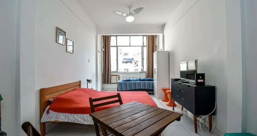 Conjugado amplo e silencioso à venda, glória - rio de janeiro/rj