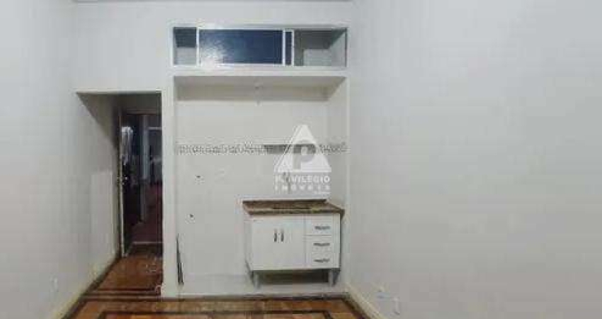 Kitnet / Stúdio à venda na Rua dos Inválidos, --, Centro, Rio de Janeiro