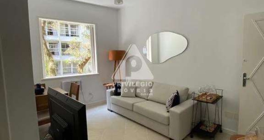 Apartamento quarto e sala, no Leme
