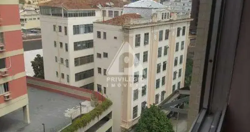 Apartamento de 45 m² no centro do rio de janeiro — 1 quarto, 1 sala, 1 banheiro