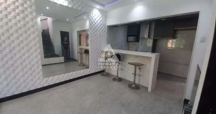Vendo – casa duplex na rua do matoso | 100m² | 3 quartos (1 suíte)