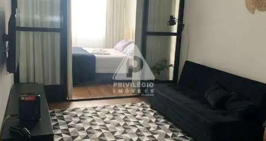 Vendo lindo apartamento quarto e sala em copacabana – de frente, 41m2